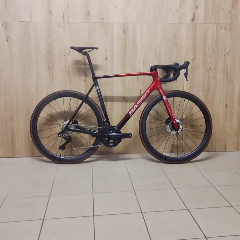 BASSO Diamante (2023)